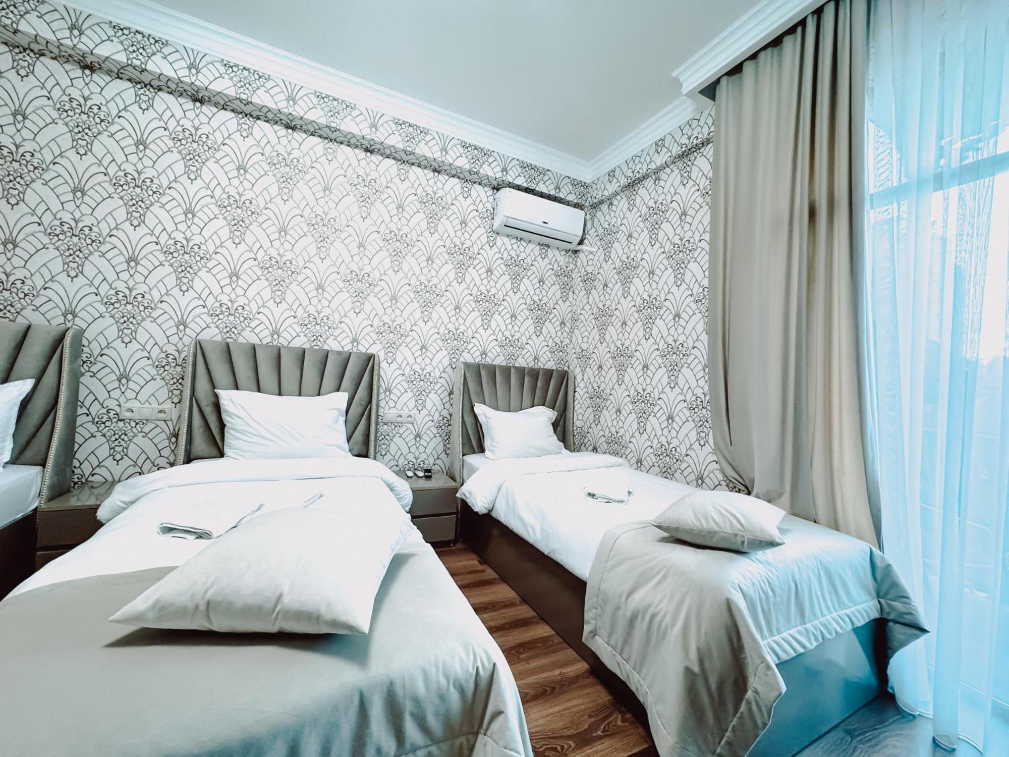 Armenia Hotel Ereván Habitación foto